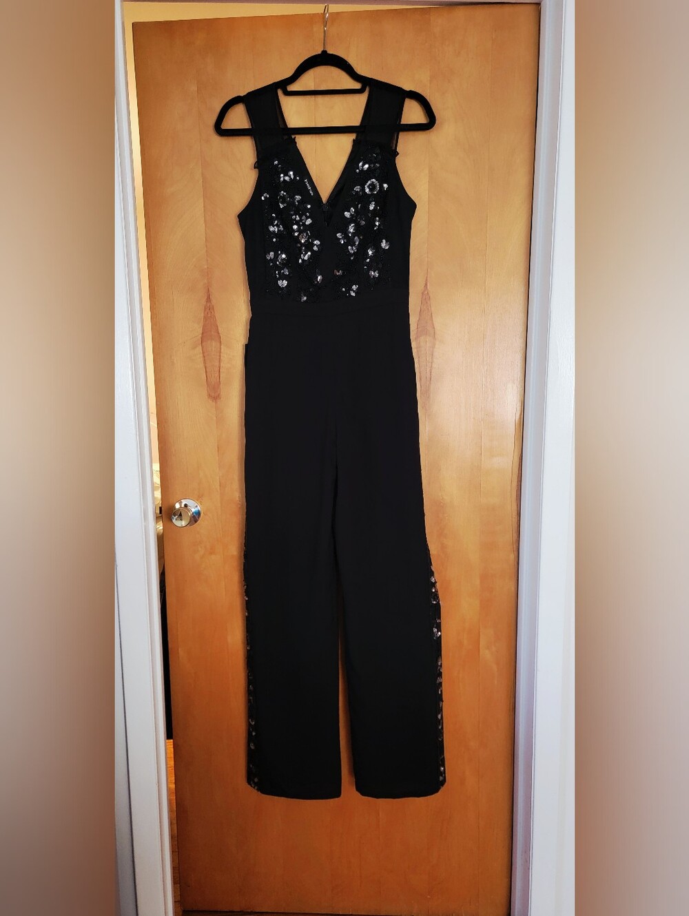 NWT Bebe Sequin Floral Tuxedo Jumpsuit Black Evening Gala Size 6 Fits Small